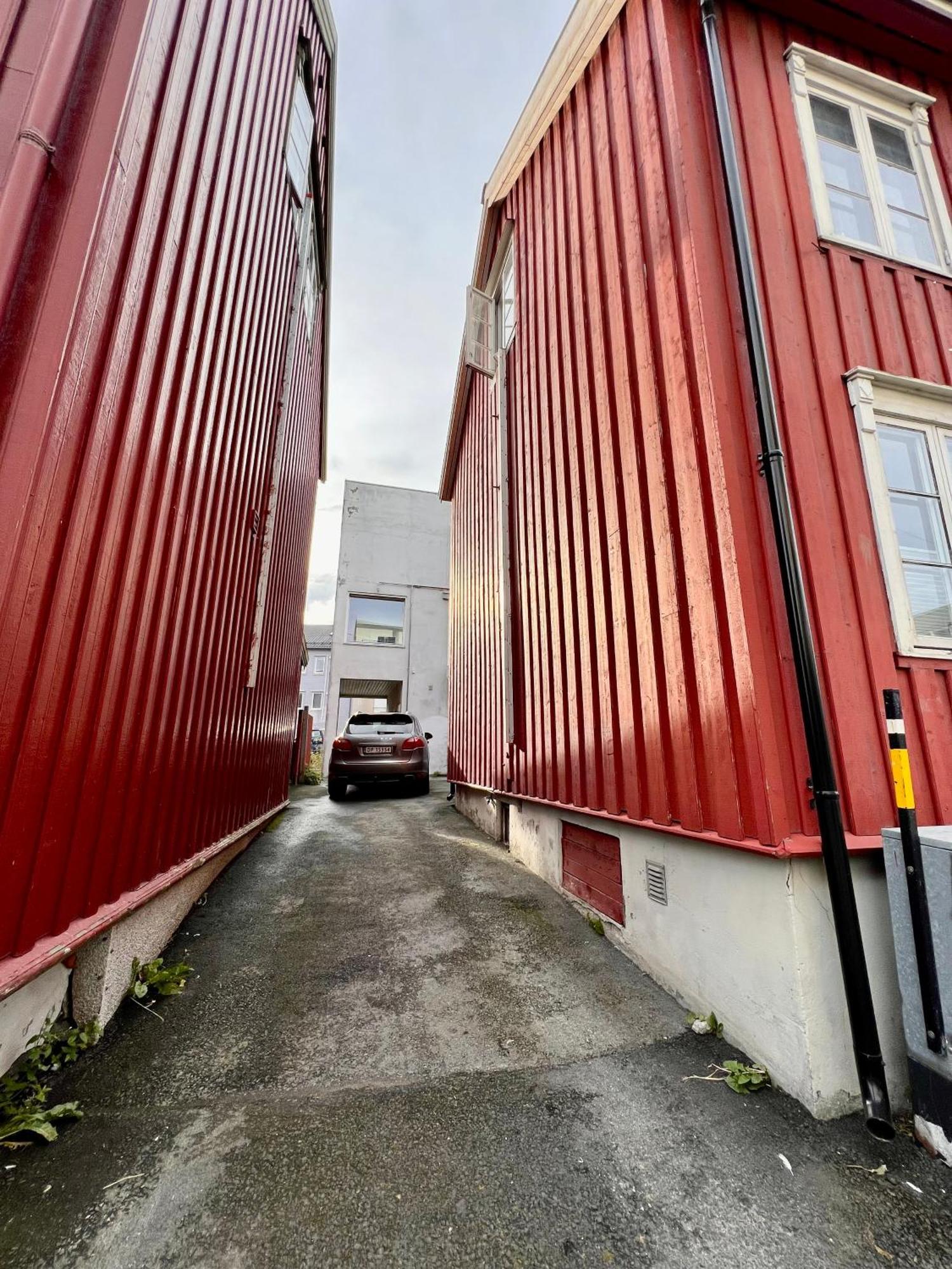 Arctic Homes - Red Polar House ترومسو المظهر الخارجي الصورة